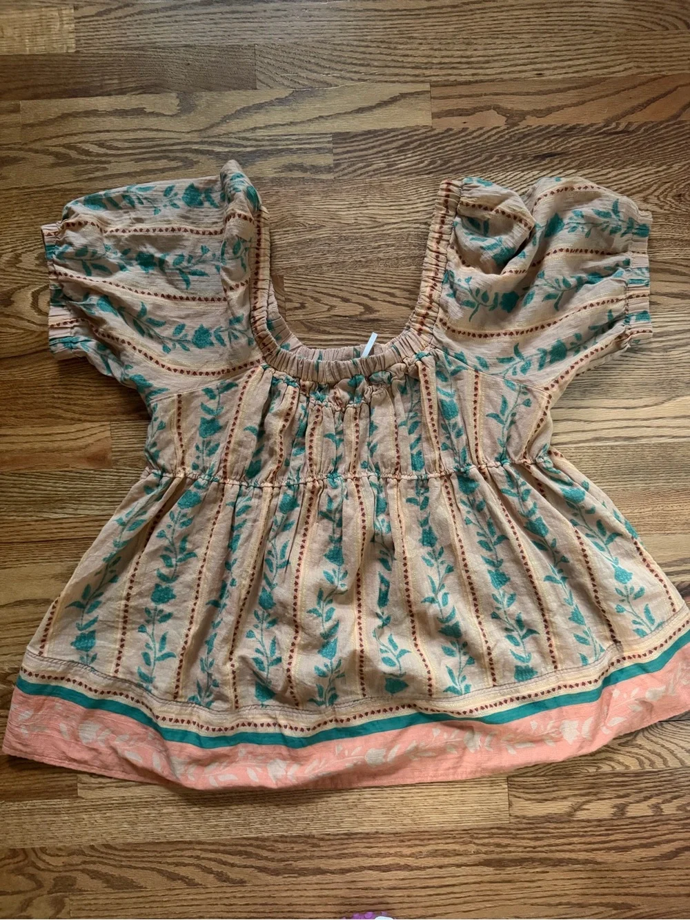 Free People Peasant Tunic with peach and Green Floral Print Santorini size M